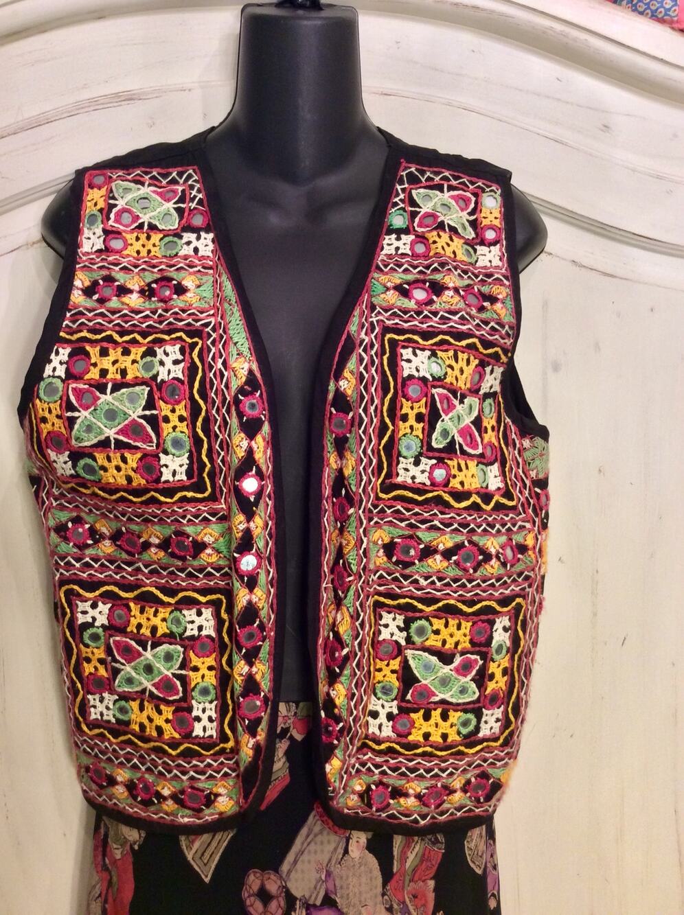 VINTAGE INDIA HIPPIE BOHO MIRRORED EMBELLISHED VEST WAISTCOAT FESTIVAL!